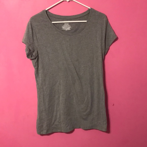 Gray t-shirt - Picture 1 of 1